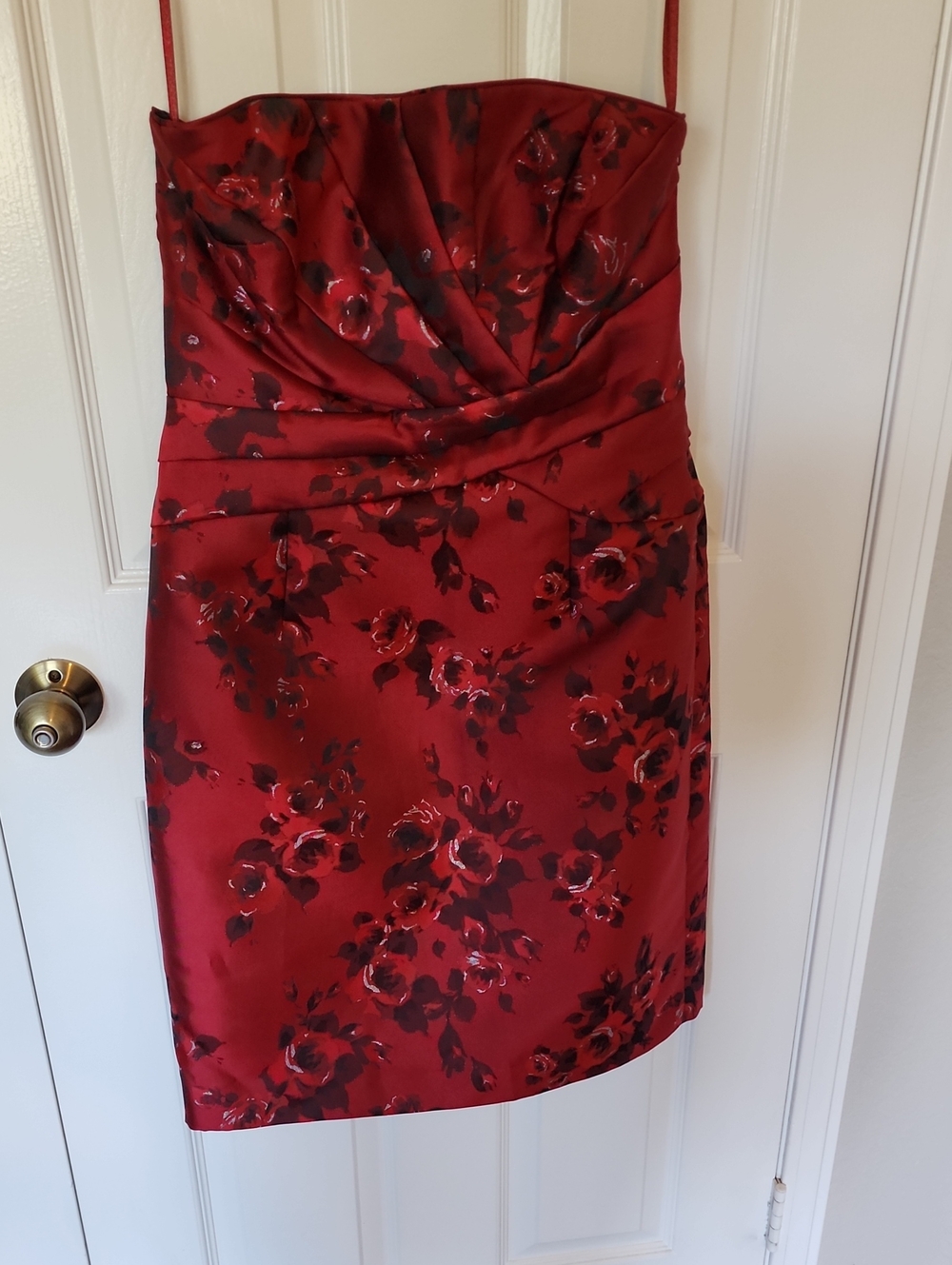 White House Black Market Red Floral Satin Mini Dress Size 10